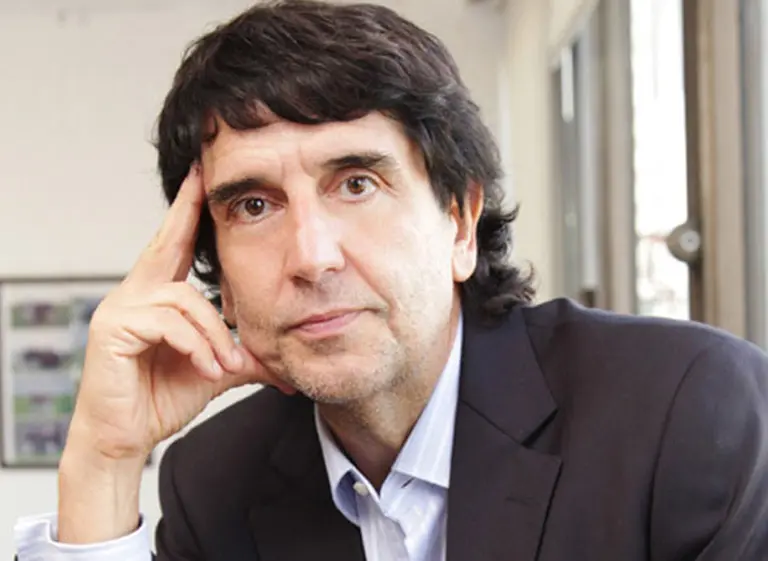 Melconian abre la puerta a sincerar el tipo de cambio un 60%, si Macri gana