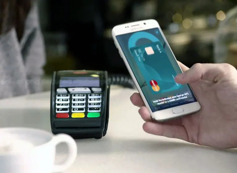 Mastercard y Samsung lanzarán un sistema de pagos por teléfono móvil
