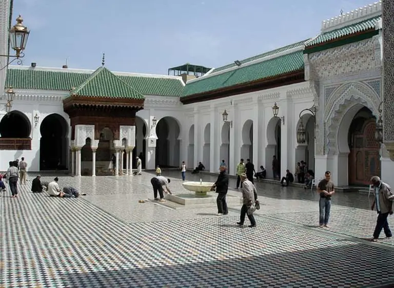 Cuáles son las 10 universidades más antiguas del mundo