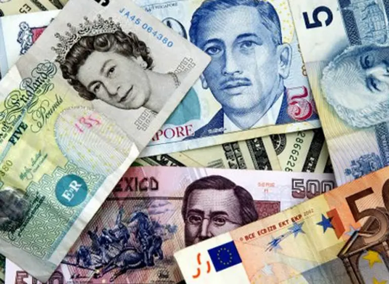 Los billetes con mayor y menor poder adquisitivo del mundo