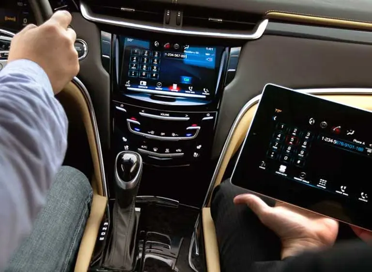 El futuro auto de Nissan quiere leer los pensamientos del conductor