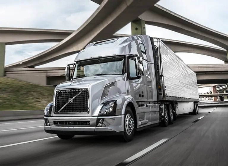 Transporte logí­stico terrestre: un rentable negocio en EE.UU. desde u$s25.000