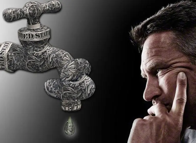 Peligro de default privado: tras el cierre del "grifo" de dólares del BCRA, las empresas no pueden pagar sus deudas