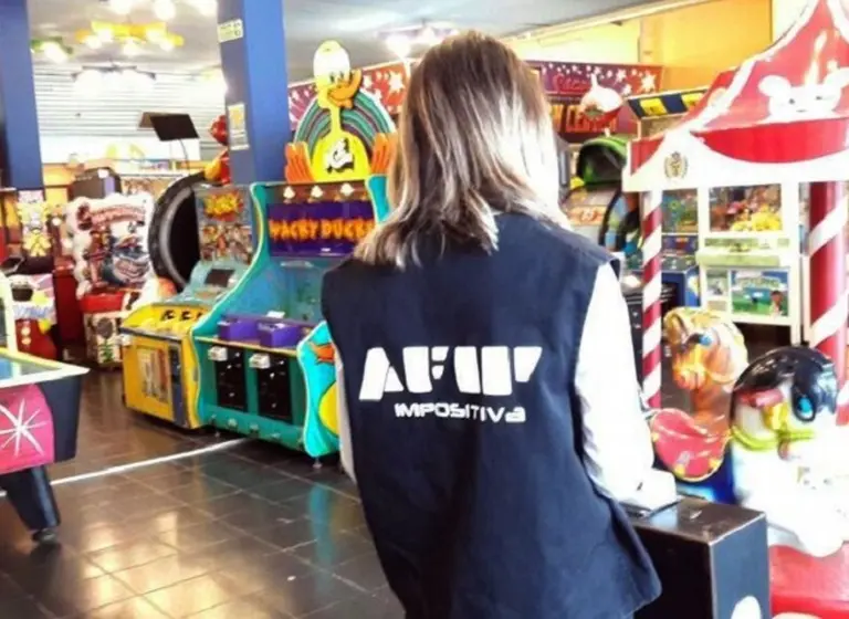 Allanaron locales de Sacoa por presunto lavado de dinero y millonaria evasión