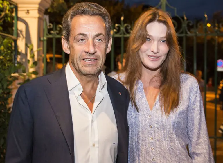 El ex presidente de Francia Nicolás Sarkozy y su esposa, Carla Bruni, en Buenos Aires