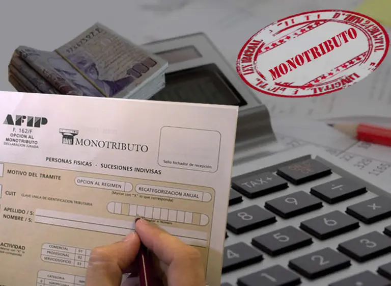 Monotributo: vence hoy para que las letras B y C confirmen su categorí­a