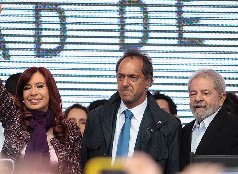 Cristina se mete en el Niembro-Gate: "Los que nos critican tuvieron el choripán más caro de la historia"