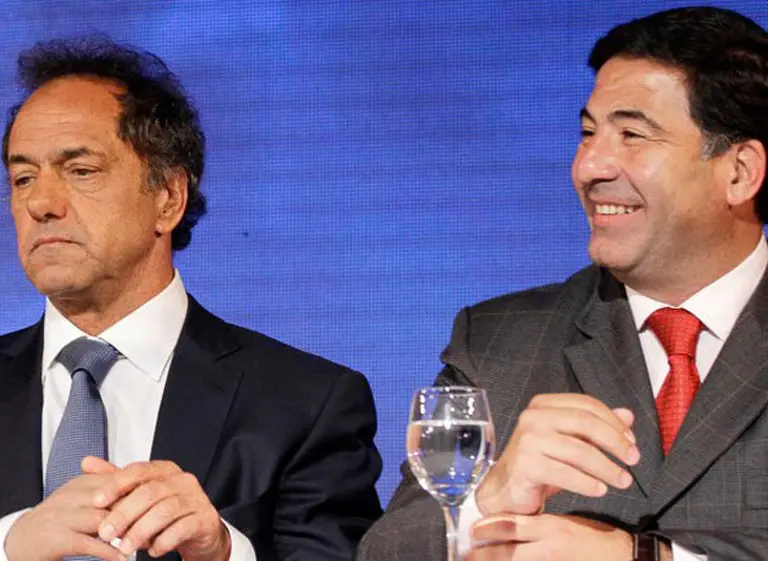 Las promesas de Daniel Scioli sobre Ganancias e IVA volcarí­an $30.000 millones al consumo