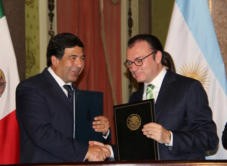 Argentina firmó un acuerdo con México para evitar la evasión fiscal