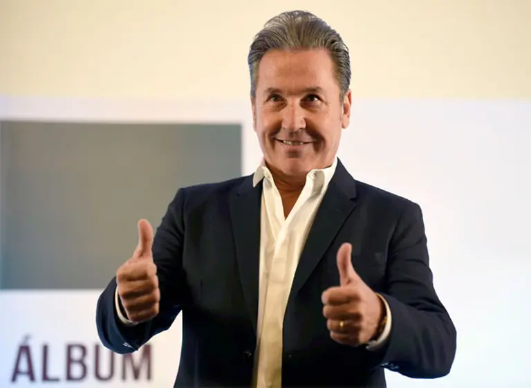 En la mitad del esctrutinio, Ricardo Montaner abandonó a Scioli