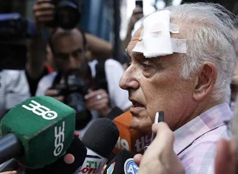 "Nos pasó lo que le pasa a tanta gente en Argentina", dijo Ruckauf tras sufrir un intento de asalto