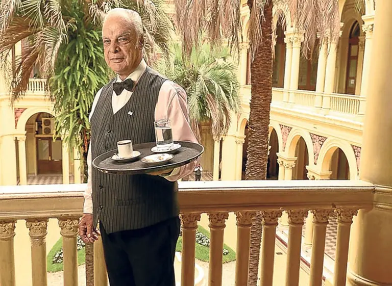 El mozo de Casa Rosada cuenta las diferencias entre CFK y Macri