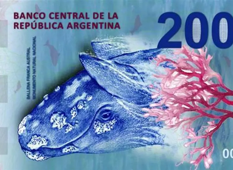 A cuatro años de su lanzamiento, el billete de $200 ya vale casi un dólar blue