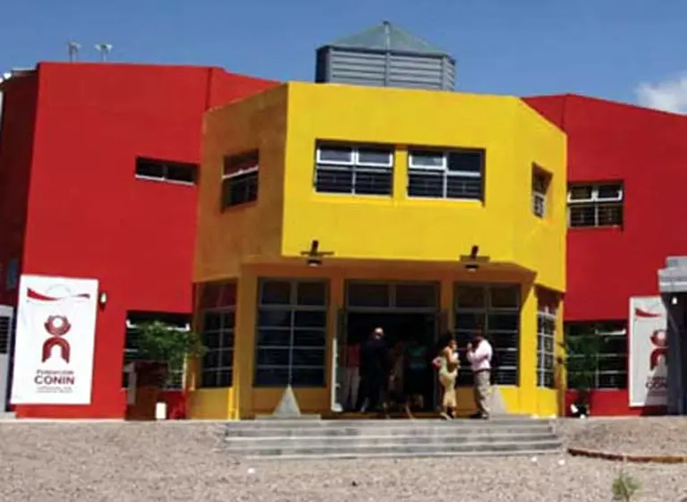 PCBox donó sistema de videovigilancia en la Fundación Conin