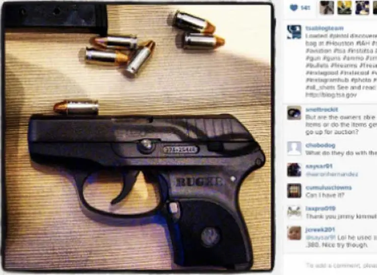 Facebook e Instagram prohí­ben la venta de armas