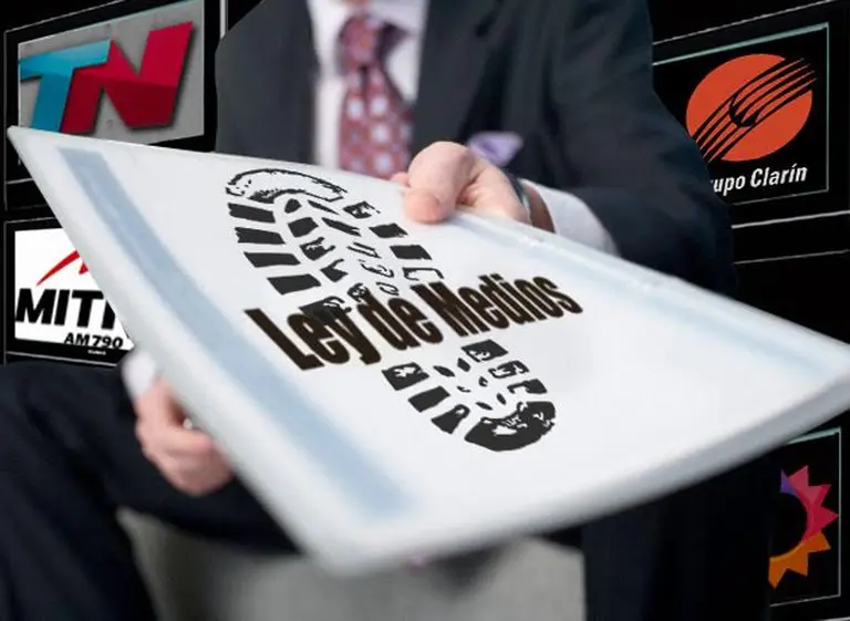 "El restaurador": Macri rearma el negocio de las "telco", para alegrí­a de Clarí­n y de las grandes empresas