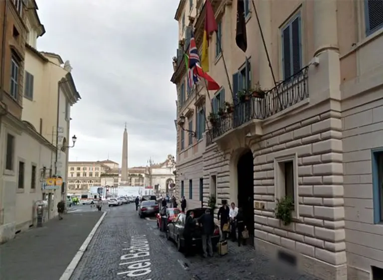 Cómo es De Russie, el hotel en Roma en el que se hospeda Macri