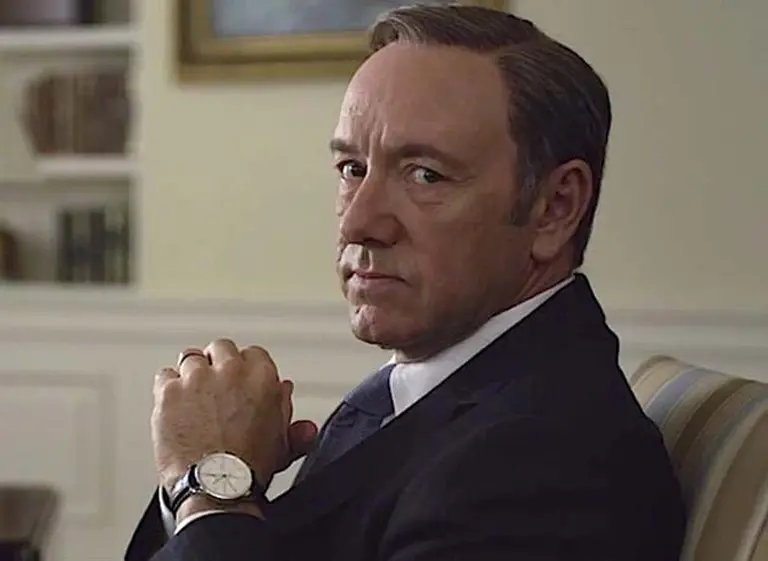 Lo que faltaba: Frank Underwood le envió un mensaje a Julio De Vido