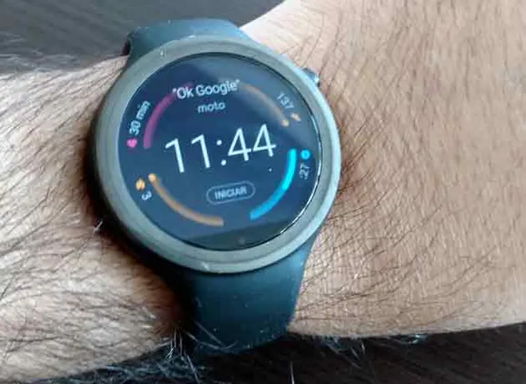 Motorola trae su reloj 360 Sport para pelear contra Samsung, Apple y las pulseras deportivas