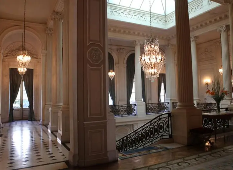 Cómo es la lujosa residencia en la que se alojará Obama en Buenos Aires