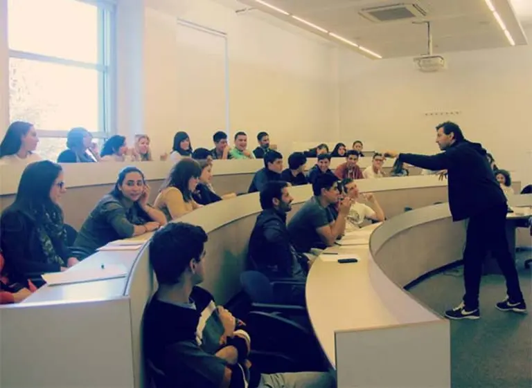 Experiencia Di Tella: reuniones informativas y conferencias sobre posgrados 2017