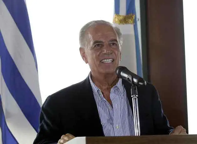 Bulgheroni inauguró su exclusiva bodega de vinos en Garzón