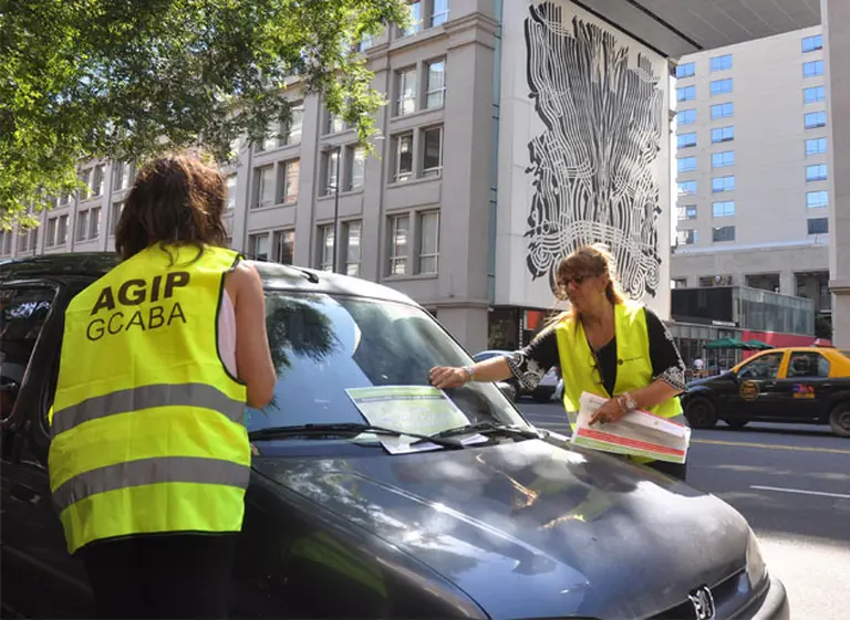 El fisco porteño salió a verificar el cumplimiento del pago de patentes