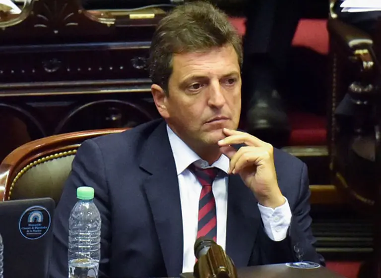 Sergio Massa asegura que votará el proyecto de la ley antidespidos pero aun negocia con el Gobierno