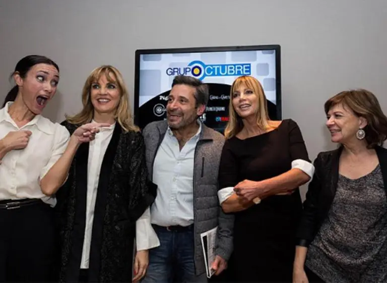 Grupo Octubre presentó la fusión con Página/12 y relanzó AM 750