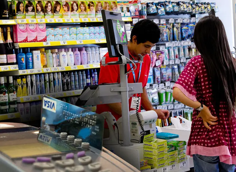 El índice de Confianza del Consumidor cayó 17,7% en enero