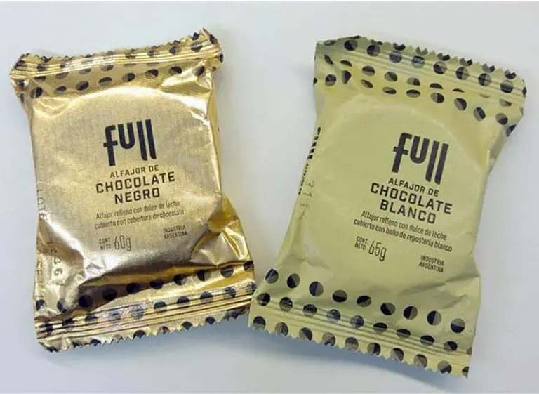 Un negocio "redondo": ahora YPF venderá alfajores y frutos secos