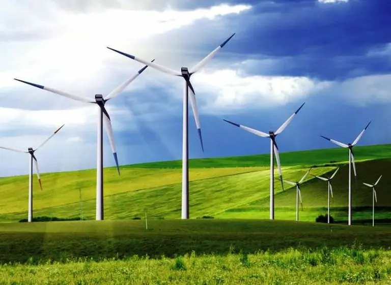 Argentina da "envidia" por sus recursos: tiene la tercera reserva eólica mundial y la segunda solar