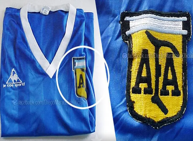 Diego contó la historia de la camiseta con la que derrotó a Inglaterra en el 86