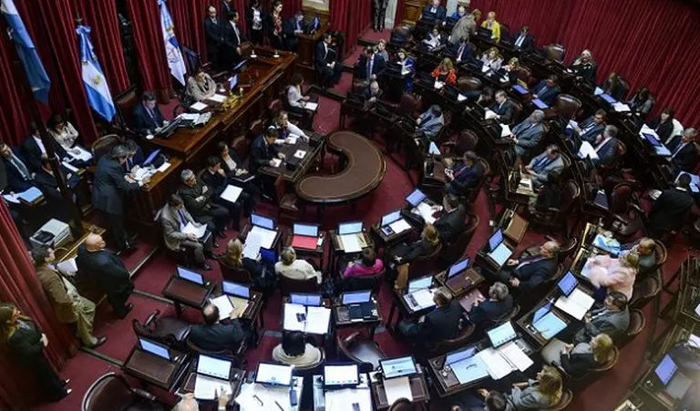 Convierten en ley la reducción de IVA a medios de comunicación online