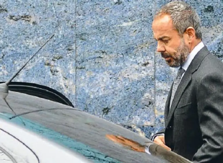 David Martí­nez: este es el empresario que saca paí­ses y compañí­as de la bancarrota