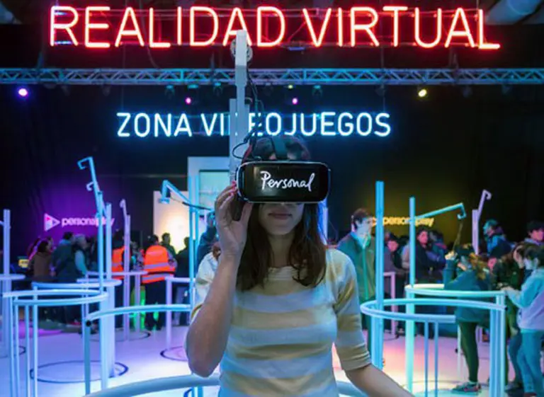 Personal abre un espacio de videojuegos y realidad virtual en Tecnópolis