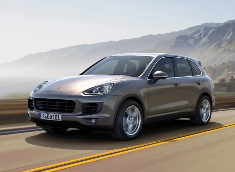 Porsche empieza a vender en la Argentina el renovado Cayenne