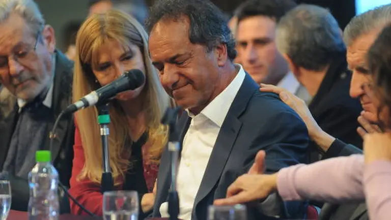 Un empresario se adjudicó los campos que Carrió le atribuyó a Scioli