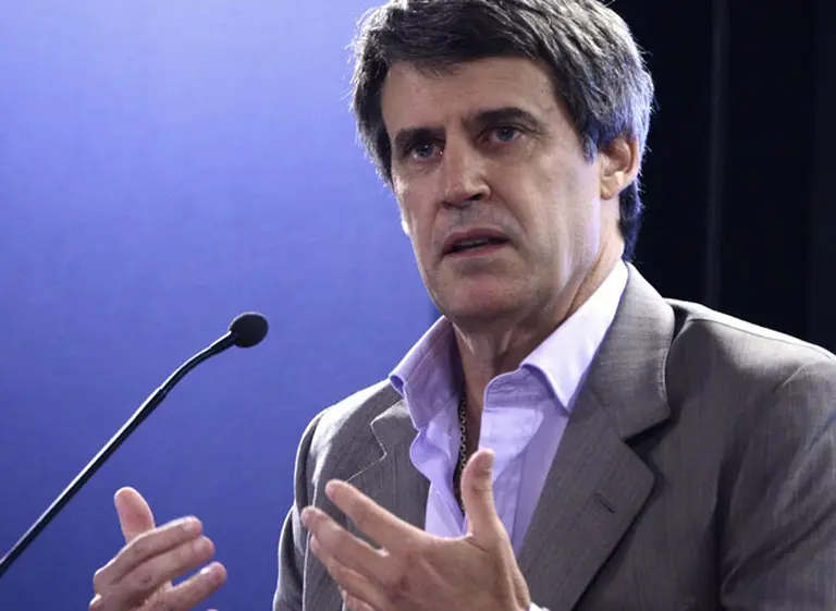 El Gobierno licitará un nuevo bono a 2018 en pesos y a tasa fija