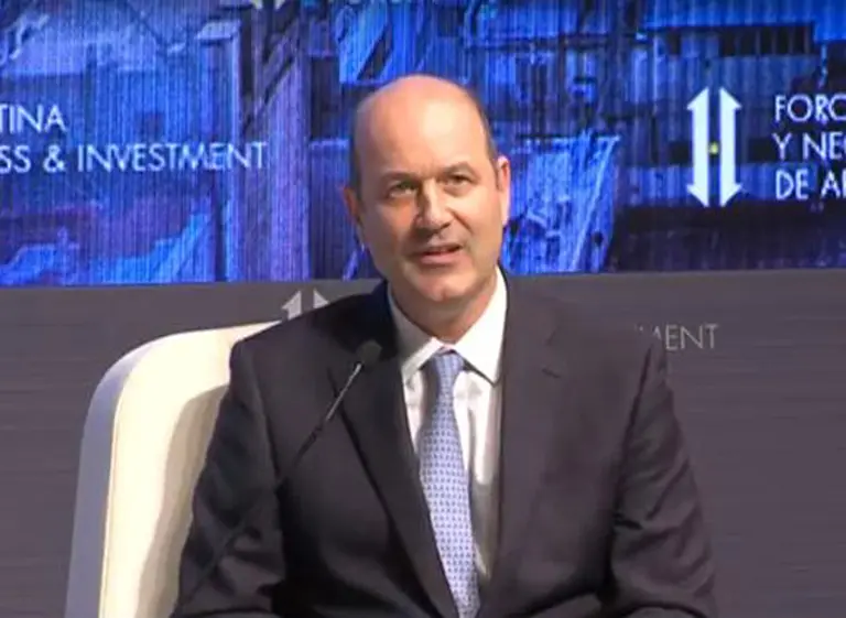 El Banco Central busca que se posponga la comisión por depósitos en efectivo