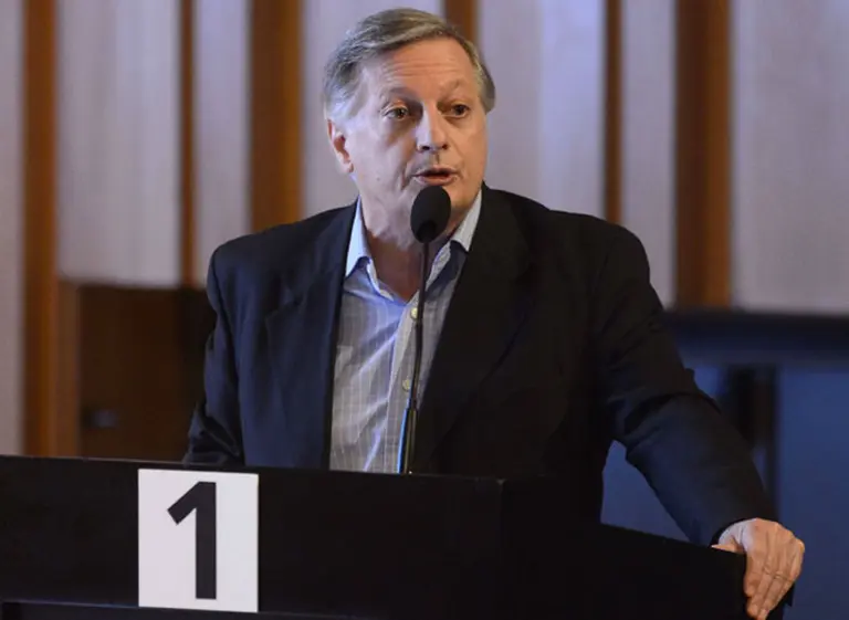 Aranguren: dirigir firmas off shore "no constituye delito per se ni viola la ley"