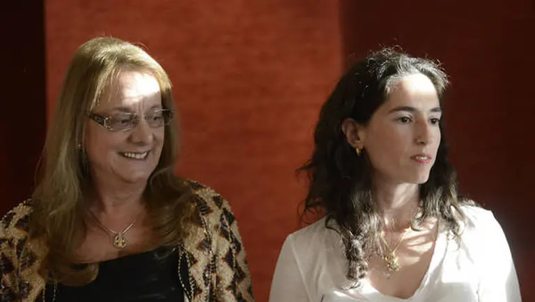 Denunciaron a la esposa de Máximo Kirchner por un contrato millonario con una empresa sin antecedentes