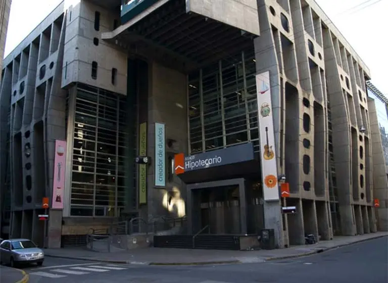 El edificio central del Banco Hipotecario reconocido por la Legislatura porteña