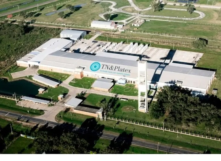 En plena crisis textil, cerró TN&Platex, la mayor planta de hilados del paí­s