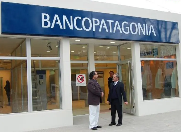 El Banco Patagonia sigue en manos de capitales brasileños