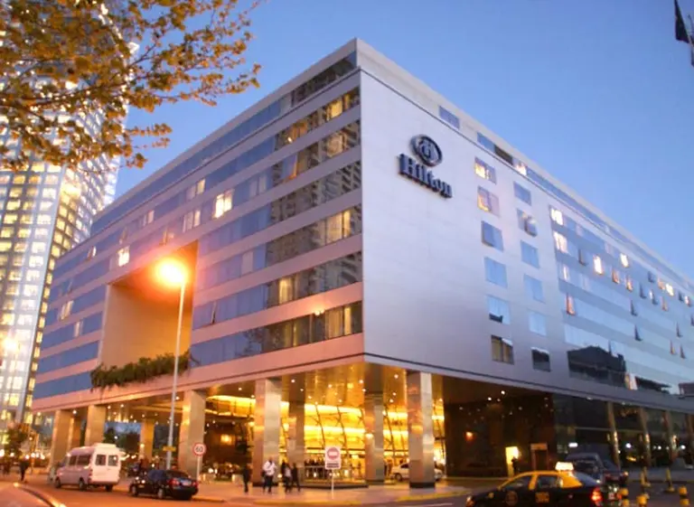 Un 25% de la cadena de hoteles Hilton pasa a manos chinas