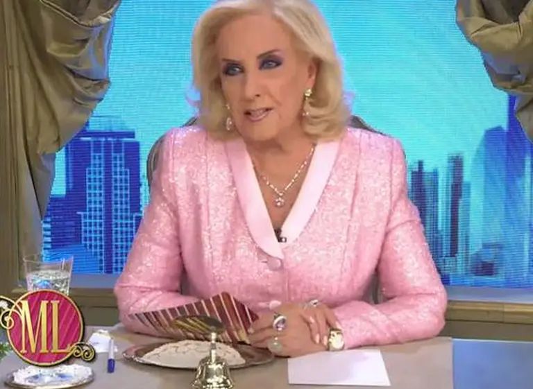 Una histórica frase de Mirtha Legrand llegó al subte de Londres