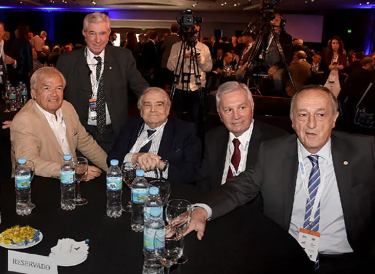 Las 10 medidas que la UIA le propone a Macri para estimular la economí­a