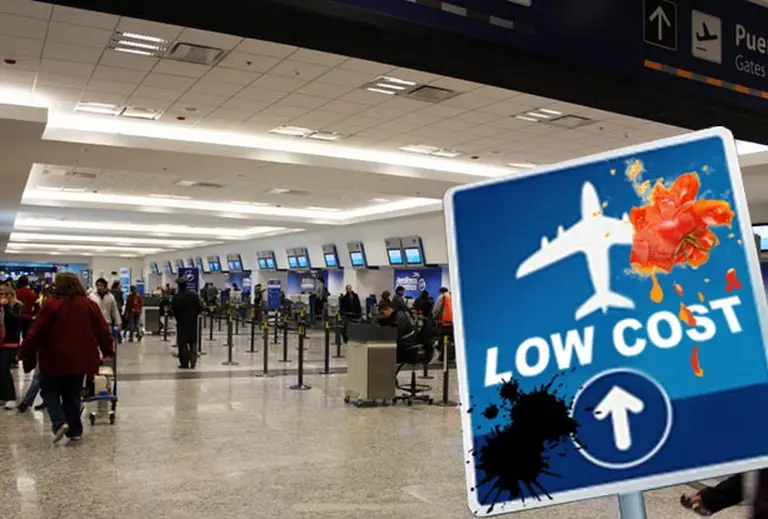 Floja de papeles: la "low cost" de la jubilada y el costurero