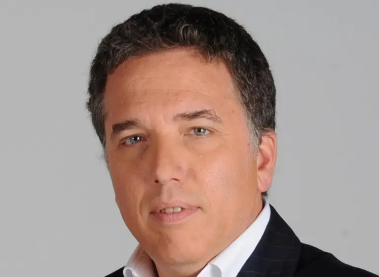 Para Dujovne, la inflación de 2017 se ubicará en 17% anual, pero pidió "no cantar victoria" aún